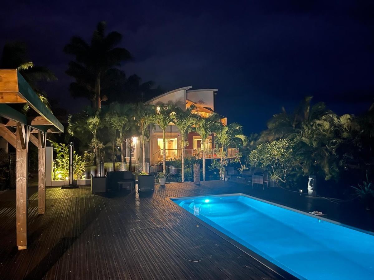 Grande Villa Au Calme - Vue Exceptionnelle - Climatisation - Piscine Sel Chauffee - Jardin Tropical Vincendo Exteriér fotografie