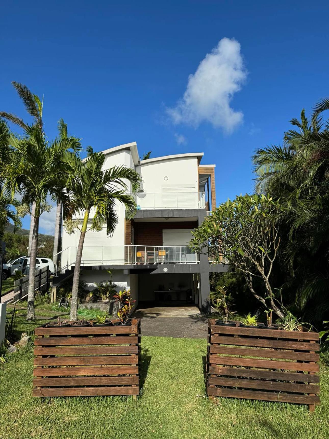 Grande Villa Au Calme - Vue Exceptionnelle - Climatisation - Piscine Sel Chauffee - Jardin Tropical Vincendo Exteriér fotografie