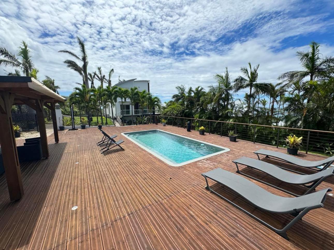 Grande Villa Au Calme - Vue Exceptionnelle - Climatisation - Piscine Sel Chauffee - Jardin Tropical Vincendo Exteriér fotografie