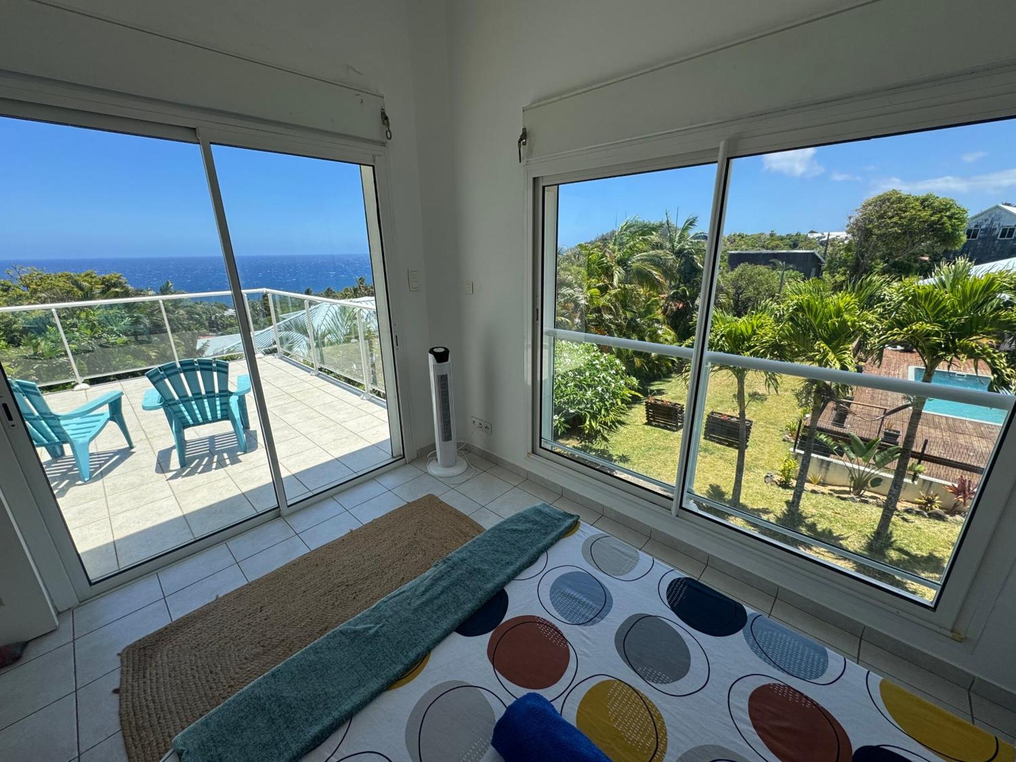 Grande Villa Au Calme - Vue Exceptionnelle - Climatisation - Piscine Sel Chauffee - Jardin Tropical Vincendo Exteriér fotografie
